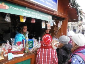 Charitatívno-predajná výstavka dielok klientov PSC počas Vianočných trhov 2012