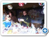 Charitatívno-predajná výstava výrobkov počas Vianočných trhov 2014 (4)